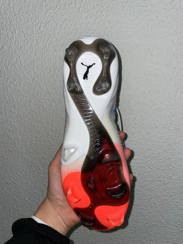 Botas de fútbol Puma blancas pie 39