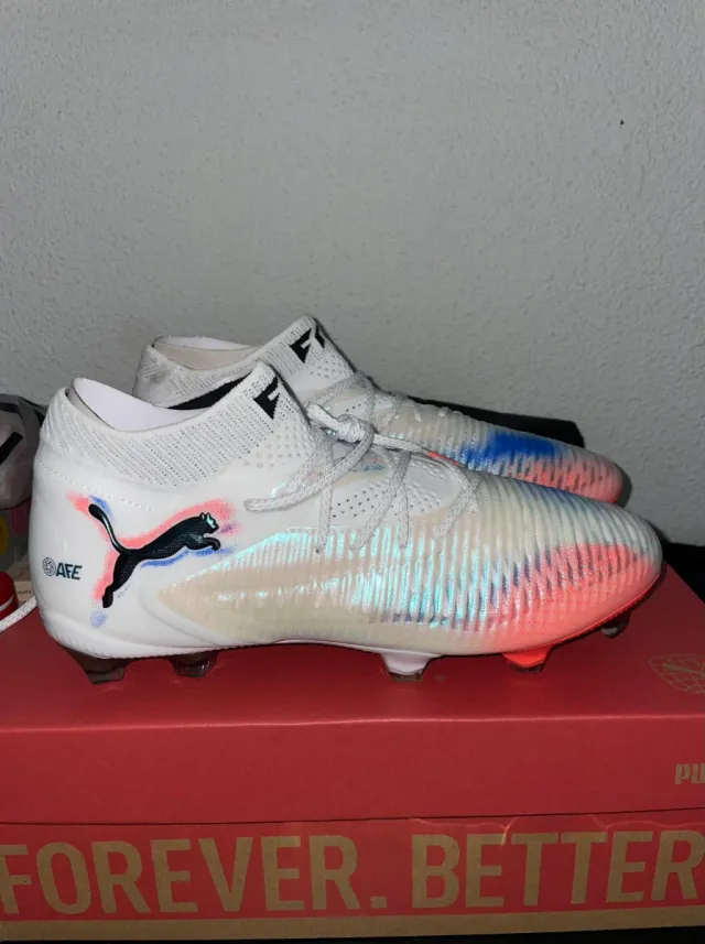 Botas de fútbol Puma blancas pie 39