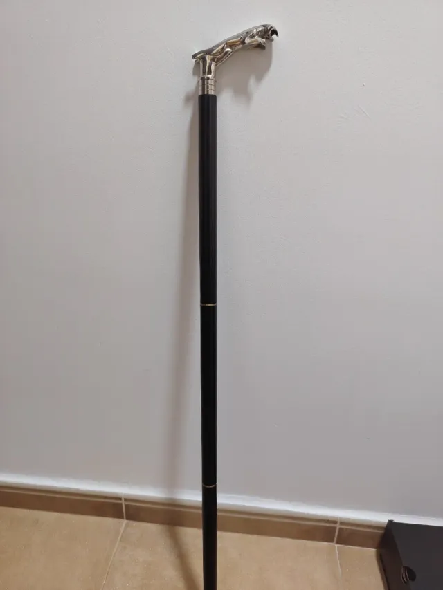 Bastón de lujo con cabeza de jaguar