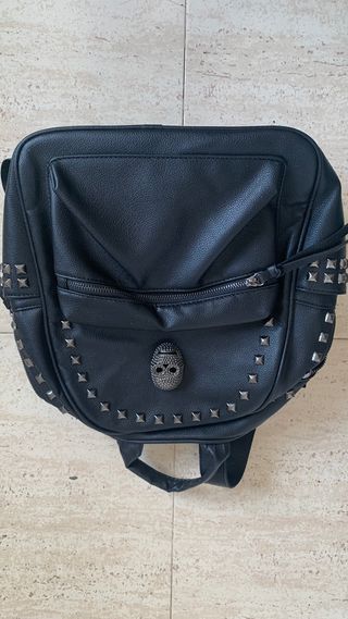 Bolso Mochila Negro Tachuelas Calavera