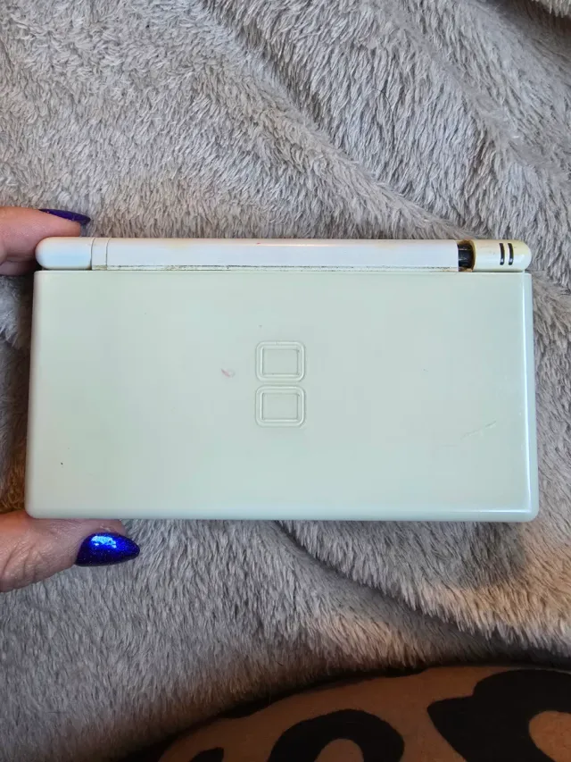 Nintendo DS Lite blanca – sin probar, usada