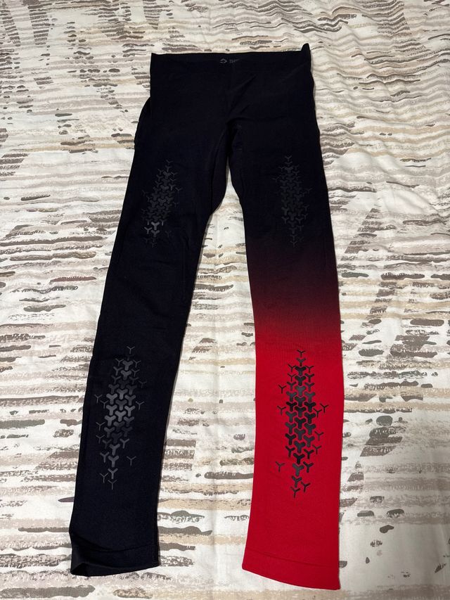 Leggings Decathlon Negro/Rojo Degradado