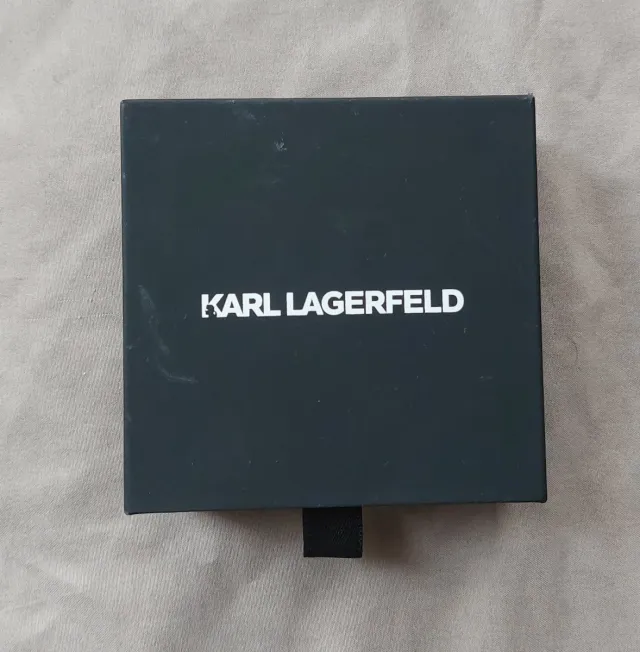 Karl Lagerfeld Cerámica Medallón Casa