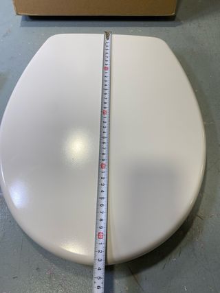 Assento de Sanita Oval Amazon Basics Branco