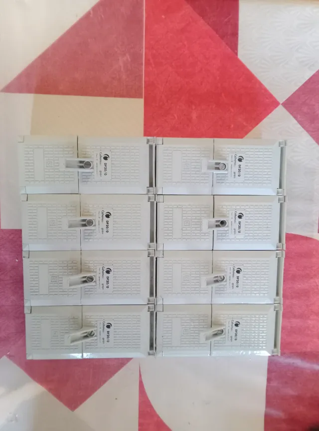 8 Scatole Portafusibili EMM Cahors DF20/0