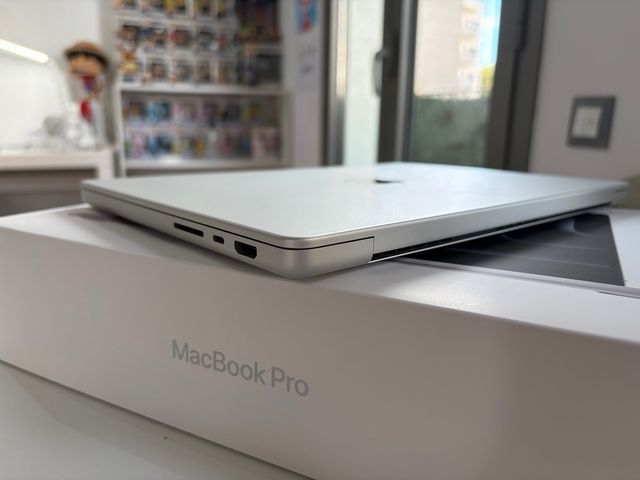 MacBook Pro 14,2” M4 Impecable