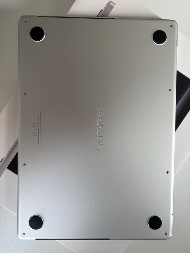 MacBook Pro 14,2” M4 Impecable