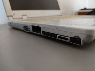 Portátil Supratech 2008