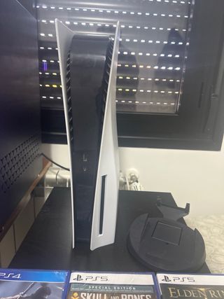 Console PlayStation 5 + 3 Giochi