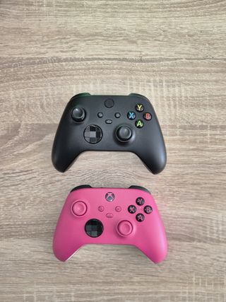 Xbox Series X 1TB + 1 Mando negro