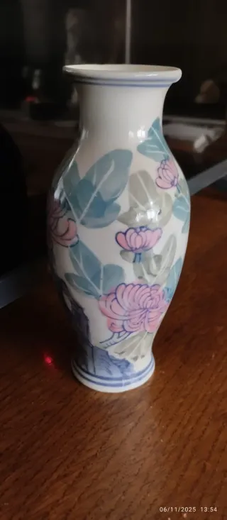 2 Jarrones de cerámica de lujo japonesas 