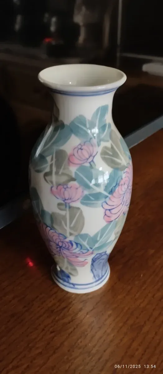 2 Jarrones de cerámica de lujo japonesas 