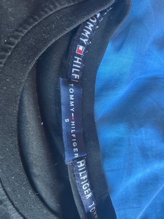 Camiseta Tommy Hilfiger Negra