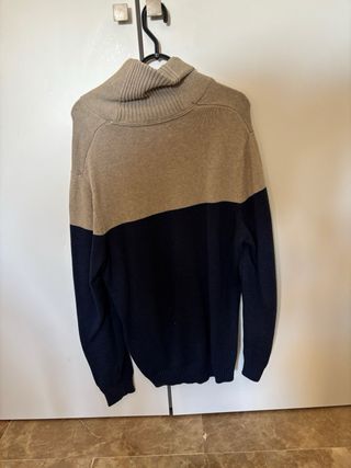 Jersey de punto beige y azul