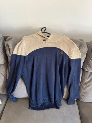 Jersey de punto beige y azul