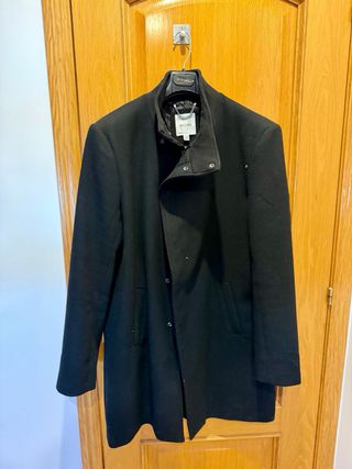Abrigo negro ONLY Y SONS