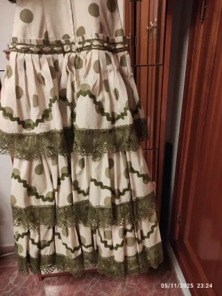 Traje Flamenca Talla 40 Beige/Verde