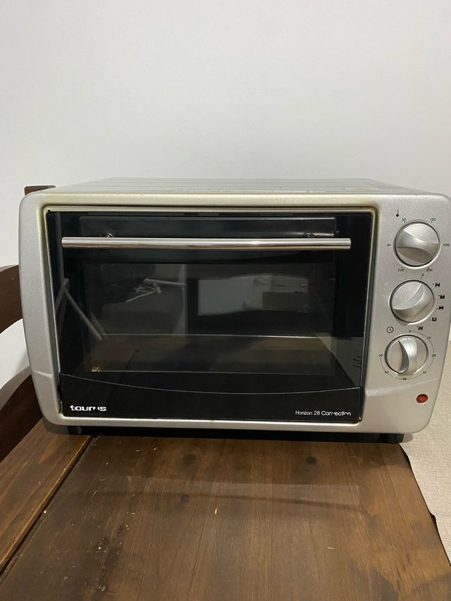Horno de mesa Taurus