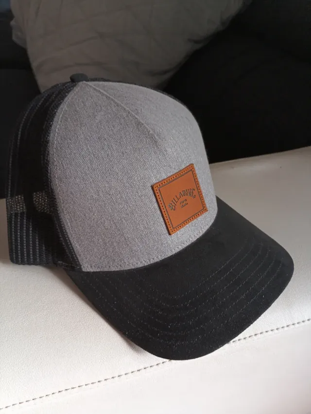Gorra Billabong Nueva Gris y Negra
