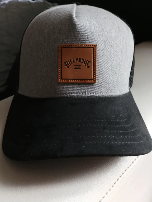 Gorra Billabong Nueva Gris y Negra