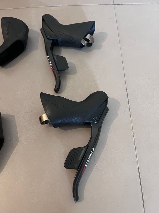 Manetas Sram Red eTap 11v