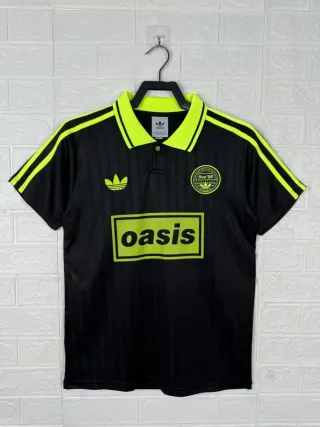 Camiseta Adidas Oasis Gira 2025 Negra/Amarilla
