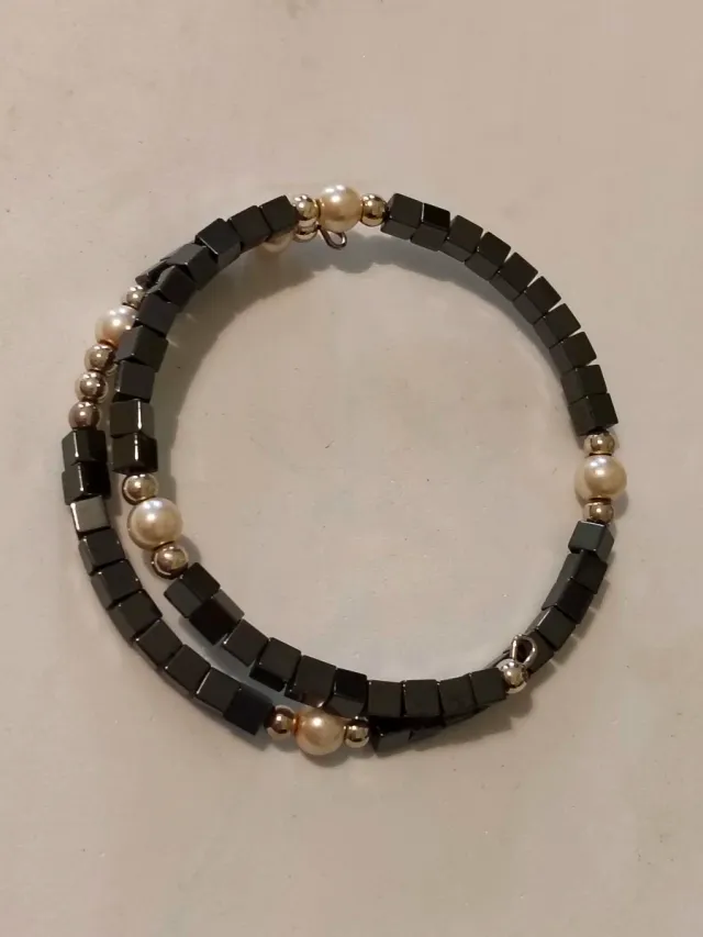 Braccialetto Ematite Cubetti Perle collore Argento