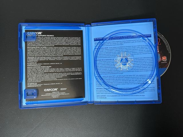 Resident Evil Revelations 2 PS4 Juego + Disco