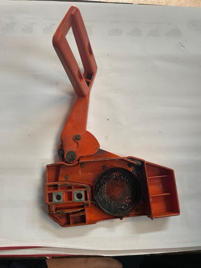 Tapa cadena freno Husqvarna 40 original