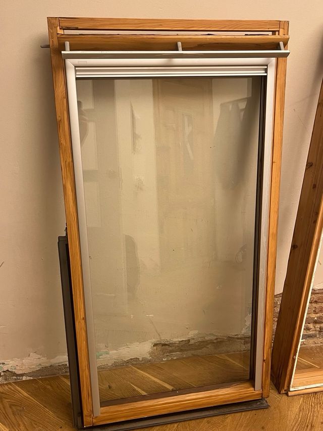 2 Velux GGL 08 3000S con cortinas interior y ext.