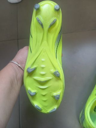 Botas de fútbol Nike Talla 40