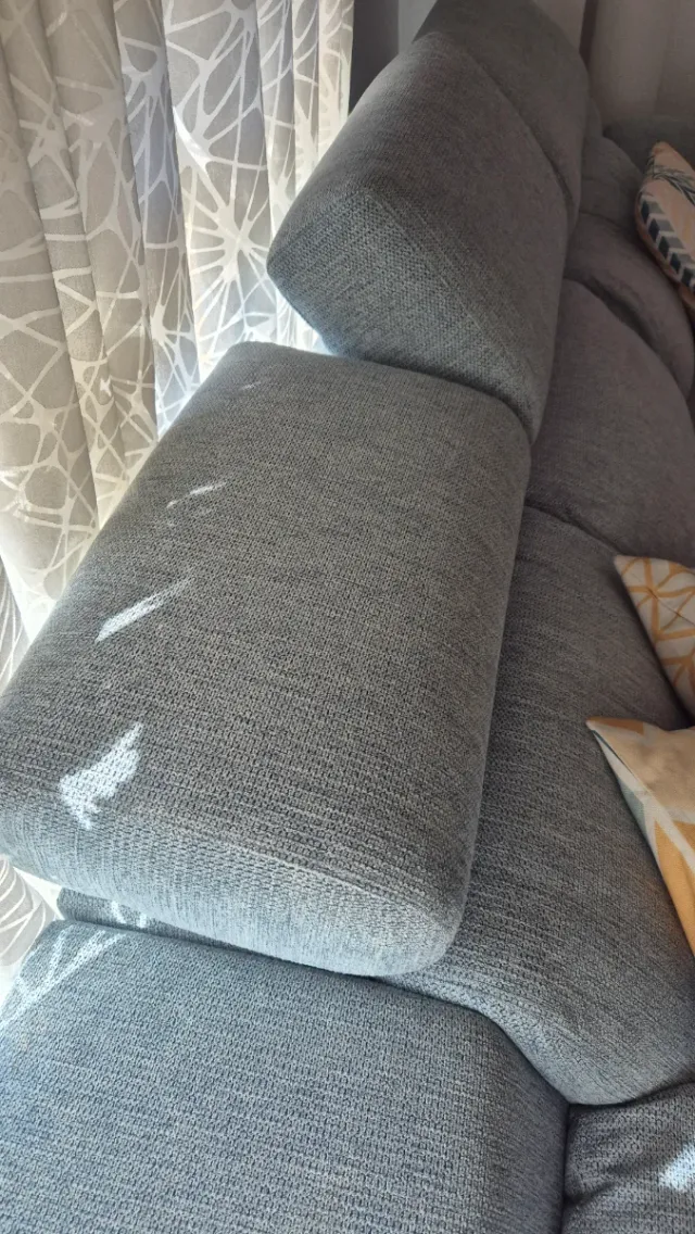 Sofá Chaiselongue color aguamarina hecho en Yecla