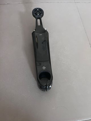 Potencia y manillar de carbono Zipp sprint Sl.