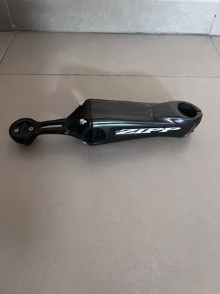 Potencia y manillar de carbono Zipp sprint Sl.