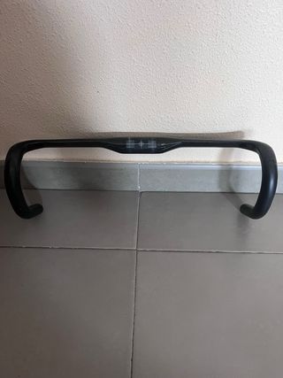 Potencia y manillar de carbono Zipp sprint Sl.