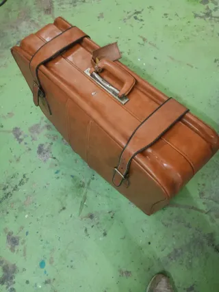 Maleta de piel vintage