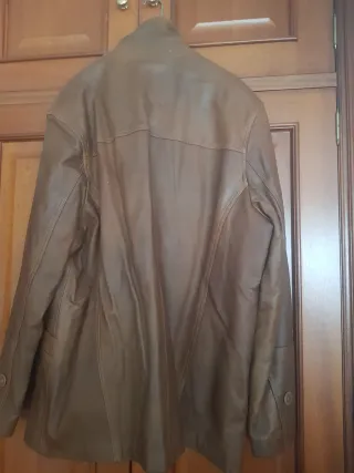 Chaqueta de cuero para hombre