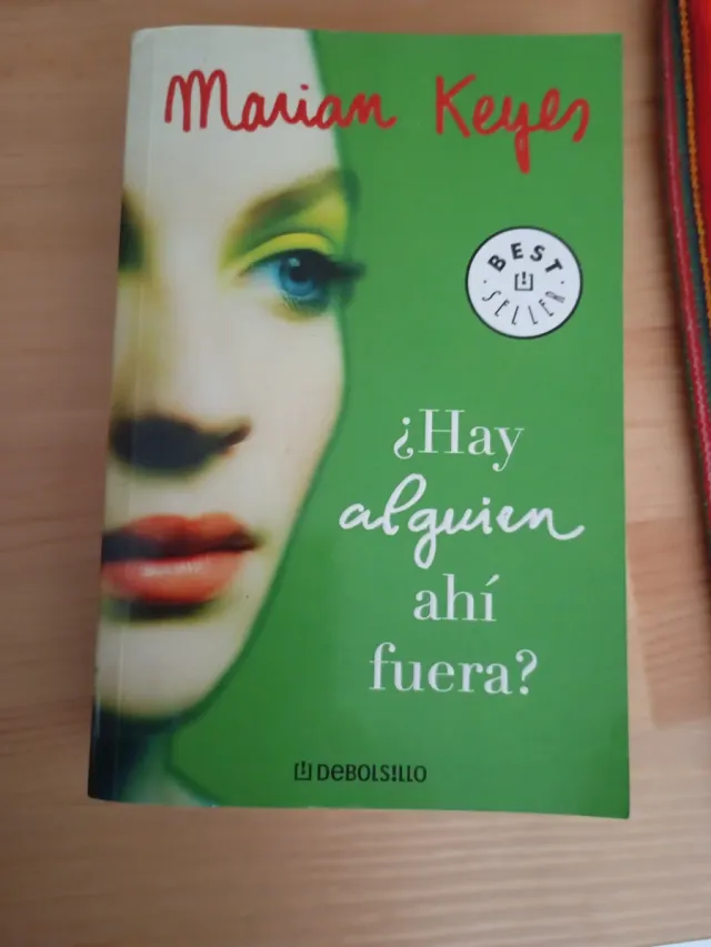 ¿Hay alguien ahí fuera? (Hermanas Walsh 4) (Spa...