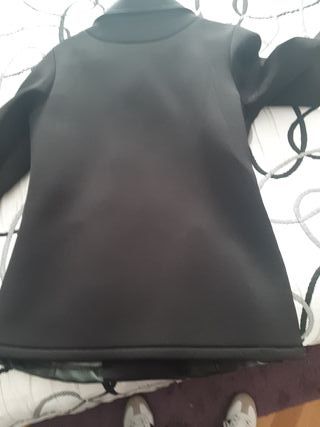 Americana Neopreno y Polipiel Negra