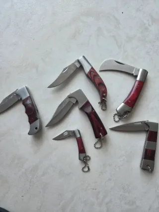 Collezione 7 coltelli tascabili