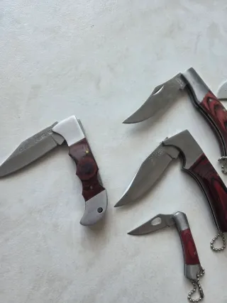 Collezione 7 coltelli tascabili