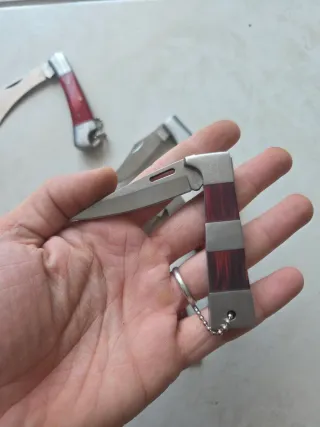 Collezione 7 coltelli tascabili