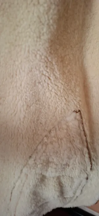 Chaqueta, Pelliza, Piel Borrego SAKS FIFTH AVENUE.