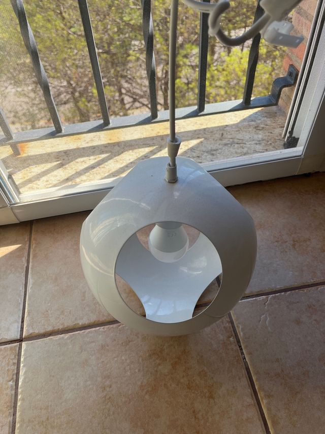 Lámpara colgante balón blanca