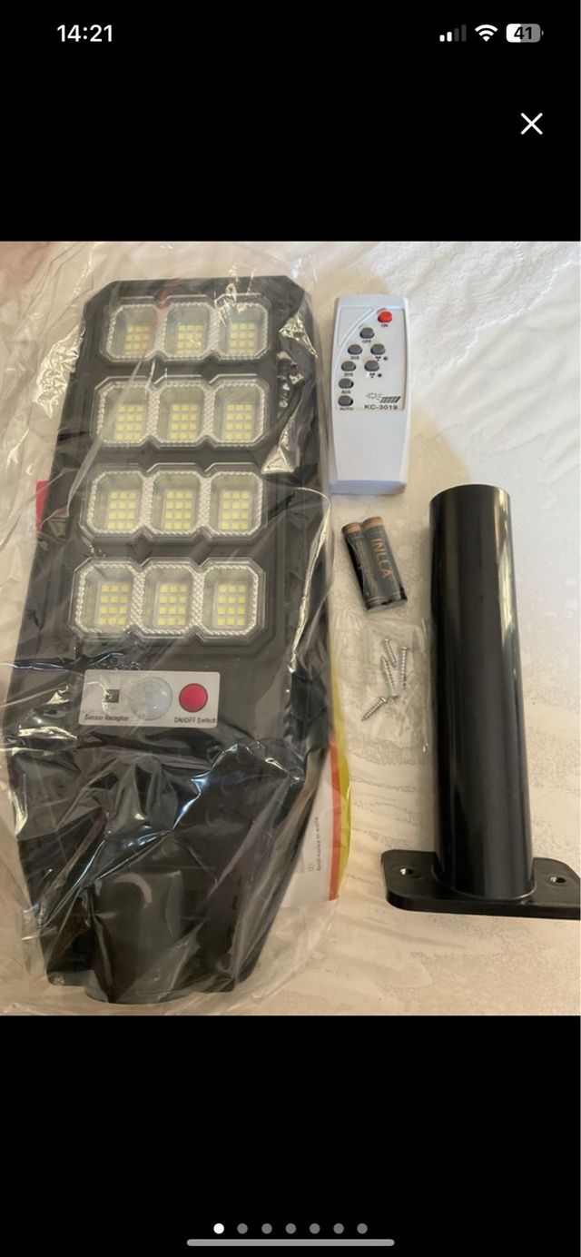 4 Lampioni Solari 144 LED 200W