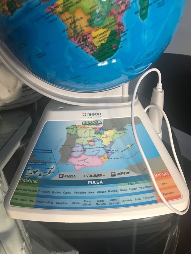 Globo terráqueo educativo Oregon Scientific