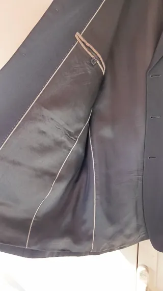 Americana sastrería azul marino