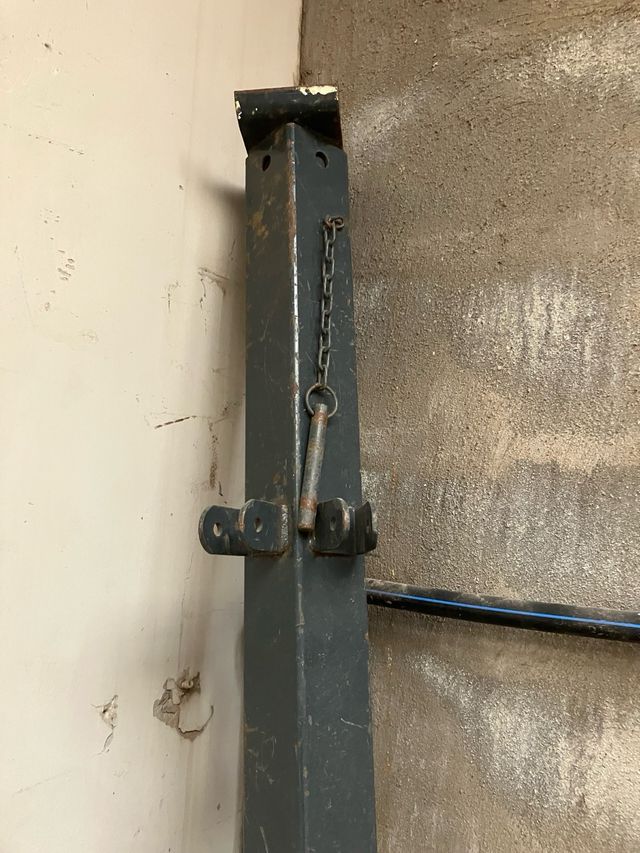 2 Elevadores Obra CAMAC modelo MINOR 200.