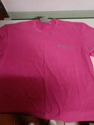 Camiseta ESSENTIALS Rosa