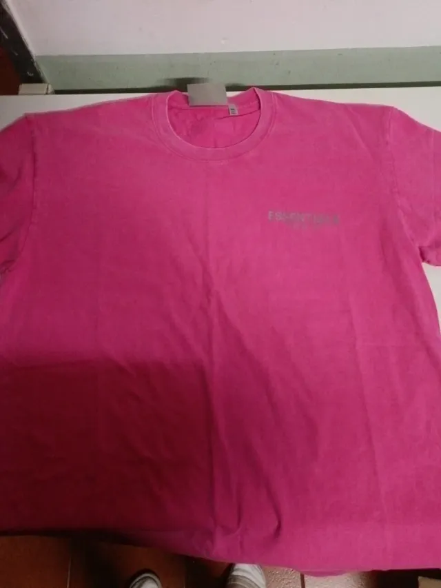 Camiseta ESSENTIALS Rosa
